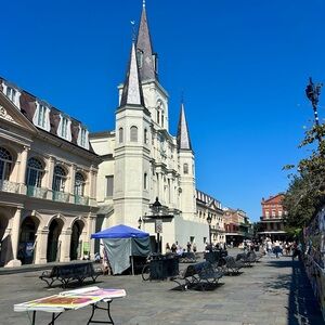 Meet your Posher, Vivian